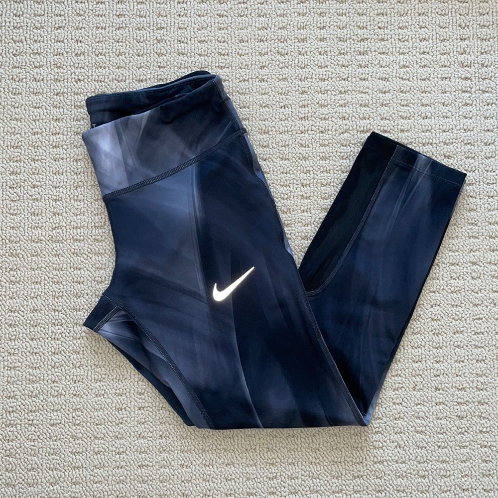 Nike Dri-FIT Marble Crop Legging